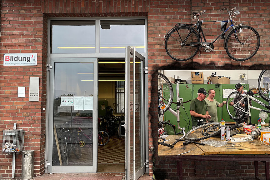 Multicoverbildung3.1 Fahrrad aufarbeiten