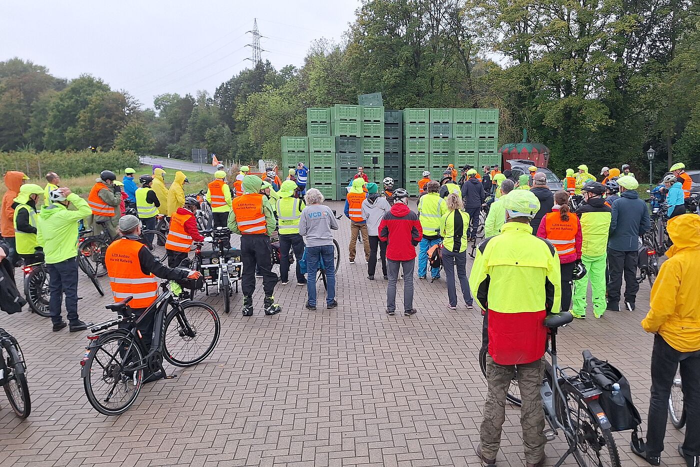 L239: Ausbau nur mit Radweg